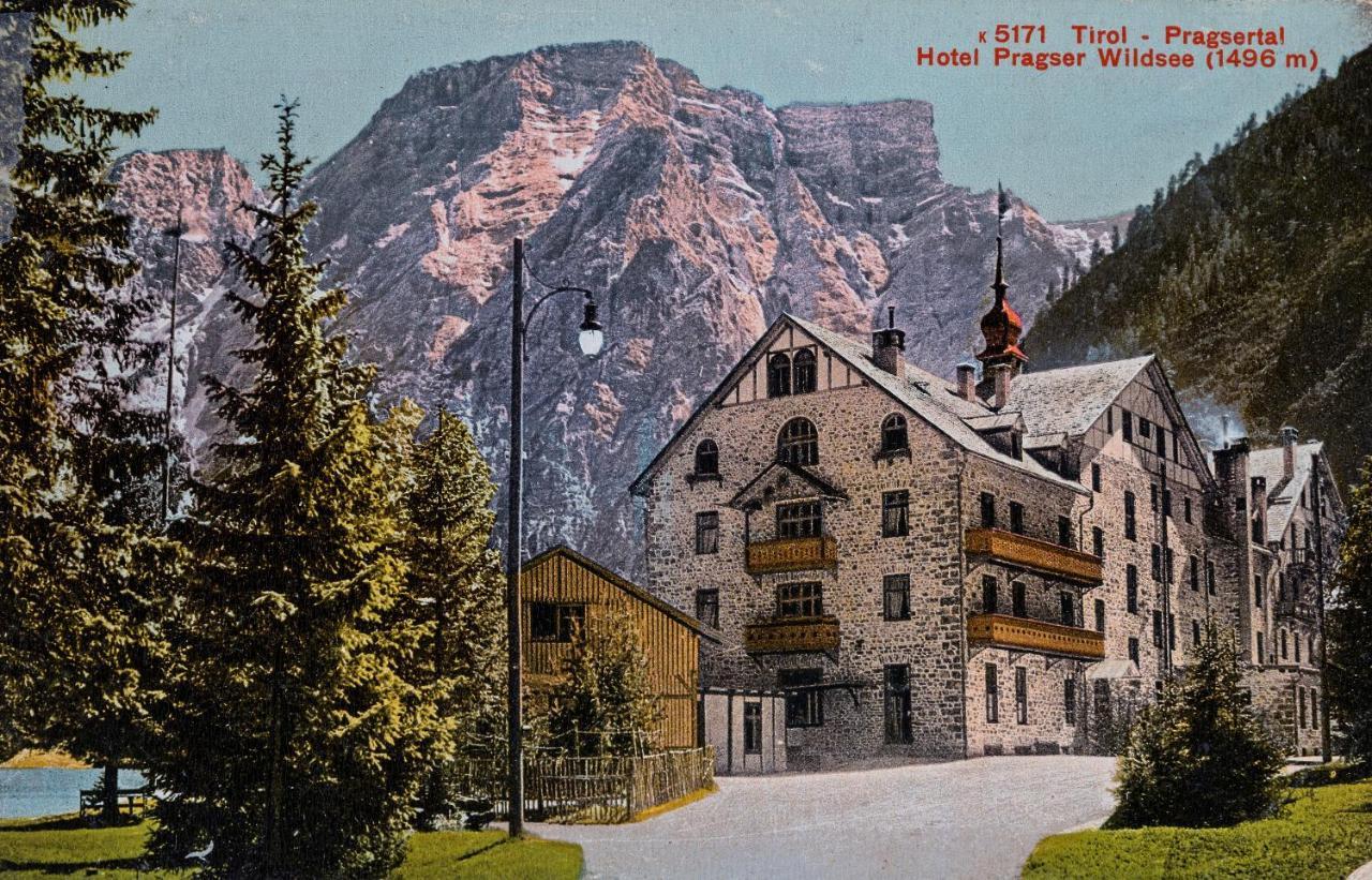 Hotel Lago di Braies Esterno foto