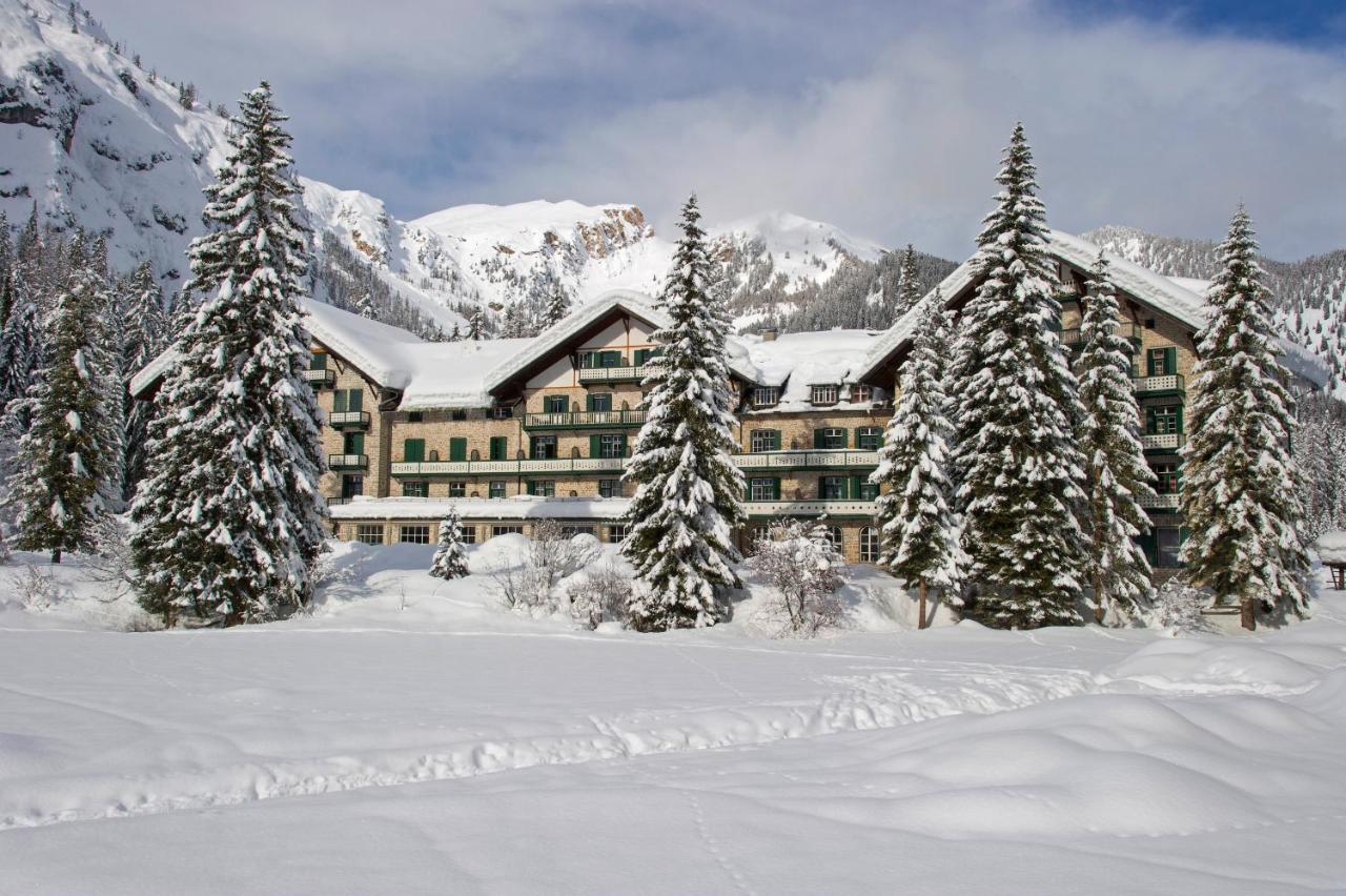 Hotel Lago di Braies Esterno foto